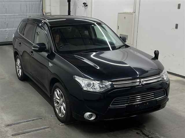 MITSUBISHI OUTLANDER PHEV 2014