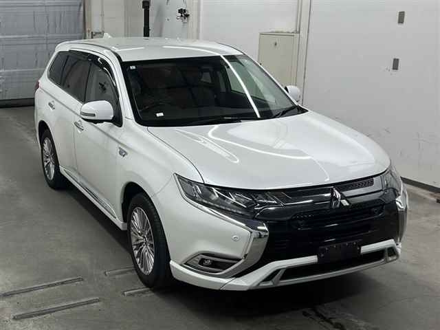 MITSUBISHI OUTLANDER PHEV 2021