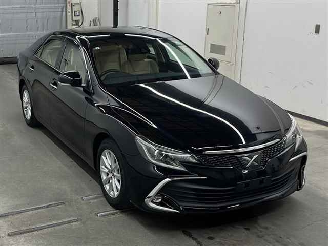 TOYOTA MARK X 2017