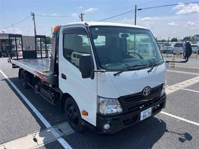 TOYOTA DYNA 2015