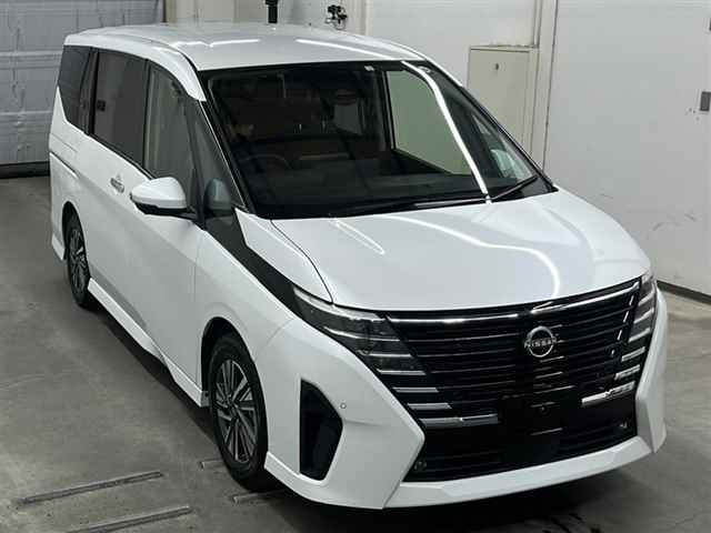NISSAN SERENA 2023