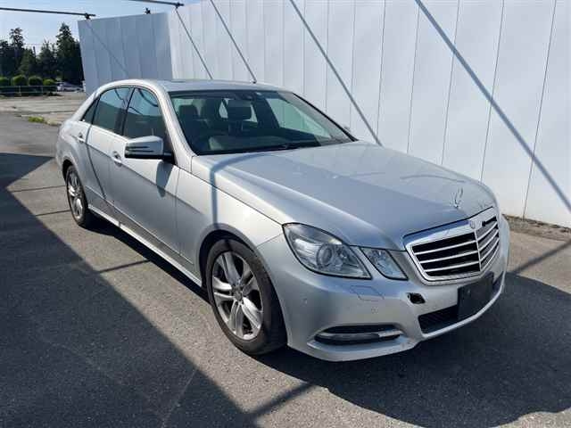MERCEDES BENZ E CLASS 2011