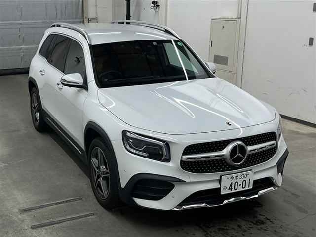 MERCEDES BENZ GLB