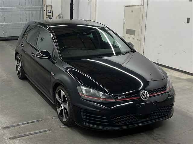 VOLKSWAGEN GOLF 2014