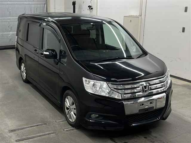HONDA STEP WAGON 2010