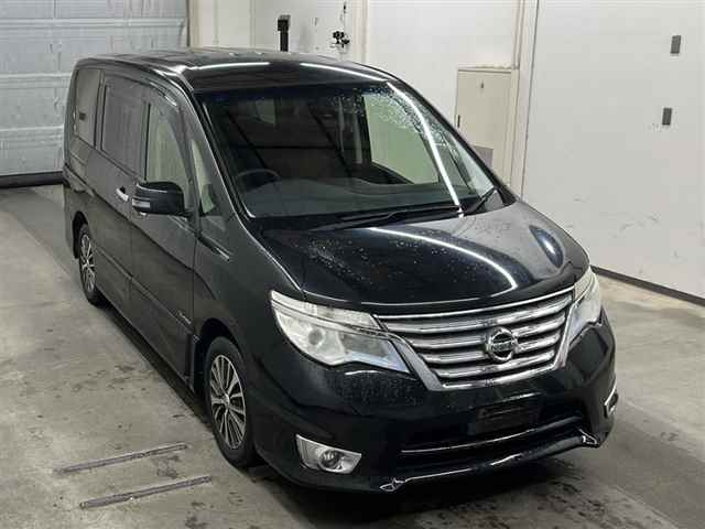 NISSAN SERENA 2015