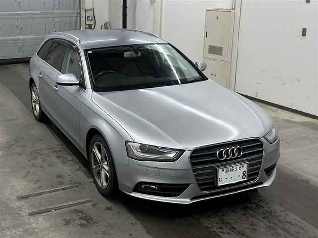 AUDI A4 2015