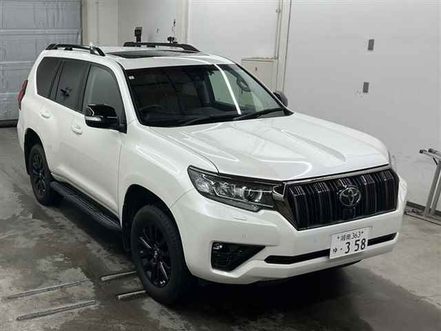 TOYOTA LAND CRUISER PRADO 2021