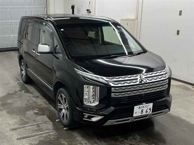 MITSUBISHI DELICA D5