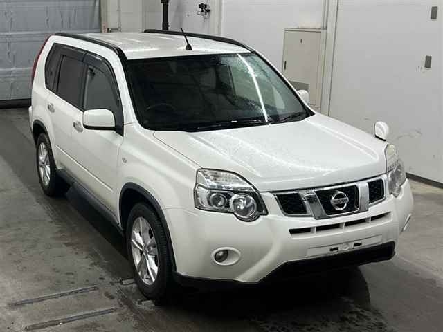 NISSAN X-TRAIL 2013