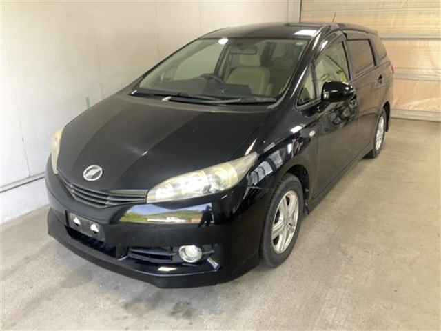 TOYOTA WISH 2009