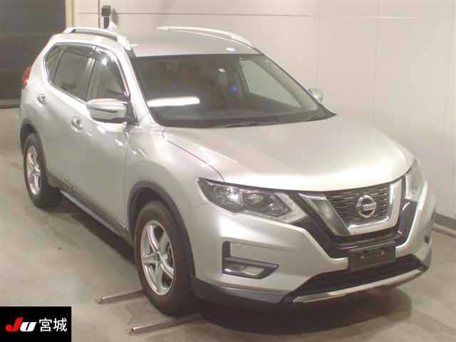 NISSAN X-TRAIL