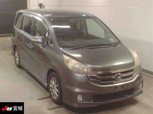 HONDA STEP WAGON 2009