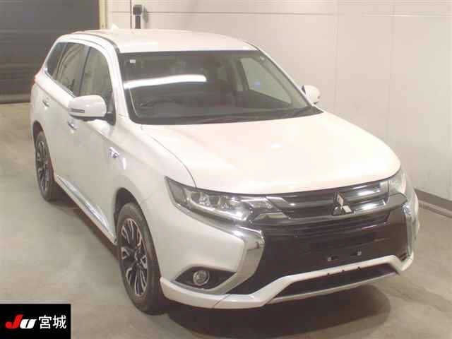 MITSUBISHI OUTLANDER PHEV 2016