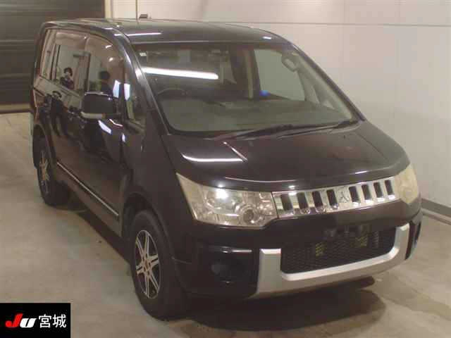 MITSUBISHI DELICA D5 2008