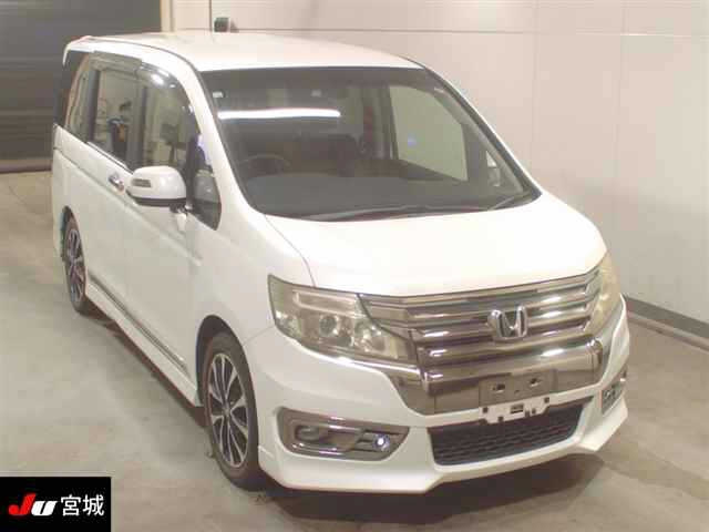 HONDA STEP WAGON 2012