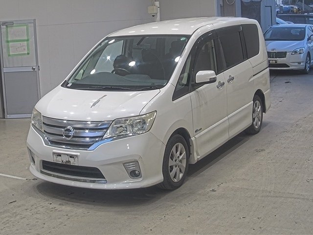 NISSAN SERENA 2013
