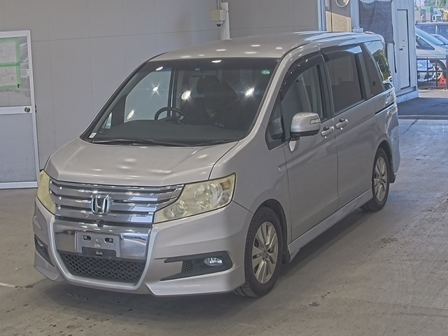 HONDA STEP WAGON 2010
