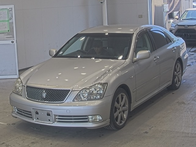 TOYOTA CROWN 2005