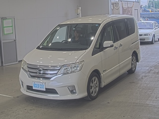 NISSAN SERENA 2013