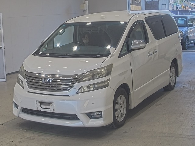 TOYOTA VELLFIRE 2011