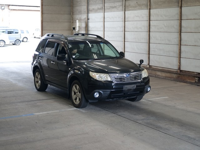 SUBARU FORESTER 2010