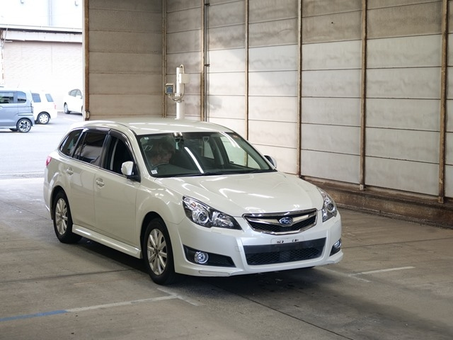 SUBARU LEGACY 2012