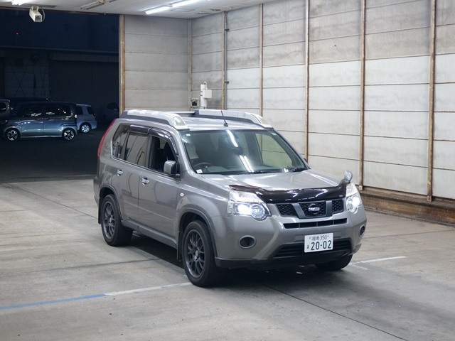 NISSAN X-TRAIL 2013