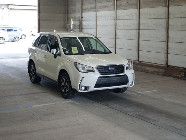 SUBARU FORESTER 2016