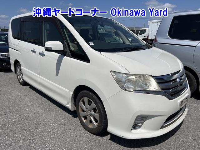 NISSAN SERENA 2011
