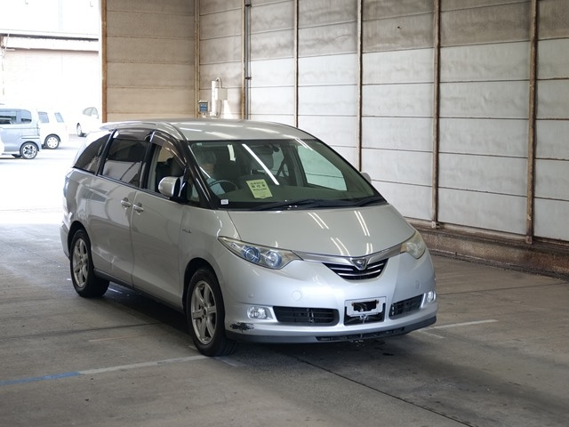 TOYOTA ESTIMA HYBRID