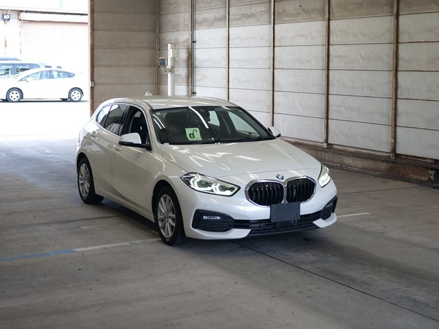 BMW 1 SERIES 2021