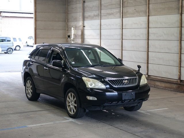 TOYOTA HARRIER 2010