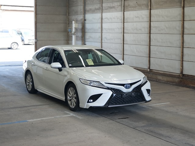 TOYOTA CAMRY 2018