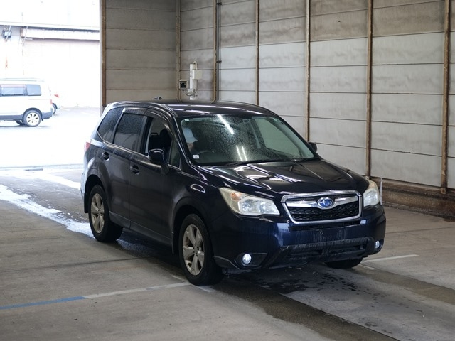 SUBARU FORESTER 2012