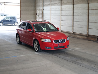 volvo v50