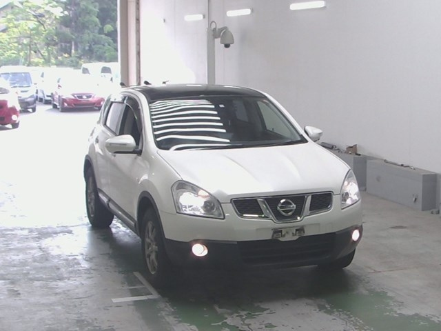 NISSAN DUALIS 2012
