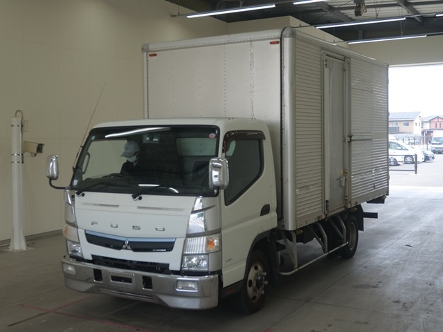 MITSUBISHI CANTER 2016