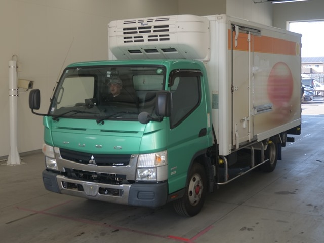 MITSUBISHI CANTER 2015