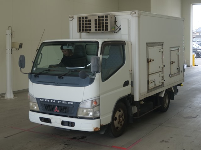MITSUBISHI CANTER 2006