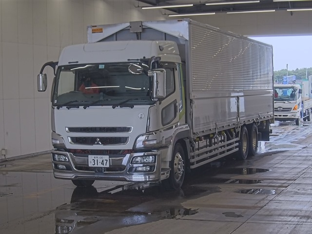 MITSUBISHI SUPER GREAT 2008