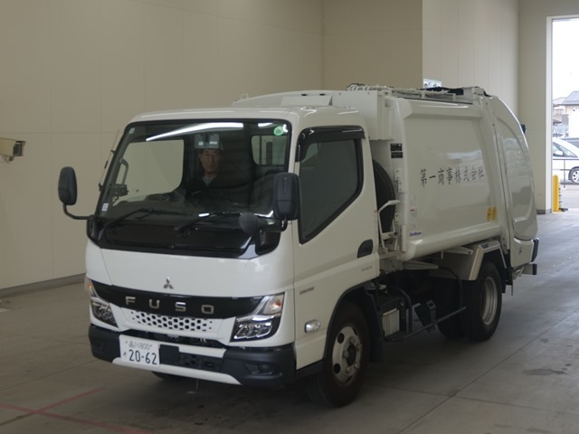 MITSUBISHI CANTER 2022