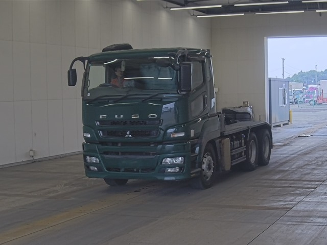 MITSUBISHI SUPER GREAT 2012