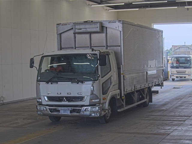 MITSUBISHI FUSO FIGHTER 2013