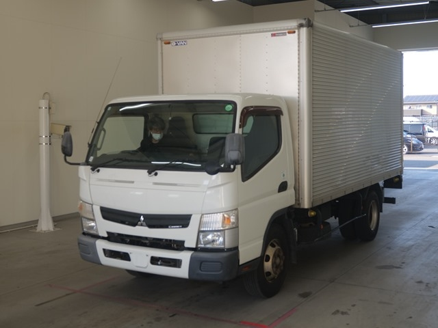 MITSUBISHI CANTER 2016
