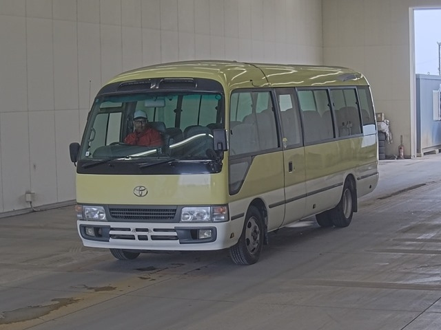 TOYOTA COASTER 2006