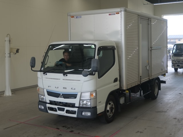 MITSUBISHI CANTER 2020