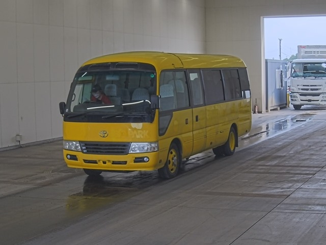 TOYOTA COASTER
