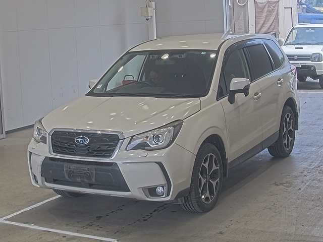 SUBARU FORESTER 2015