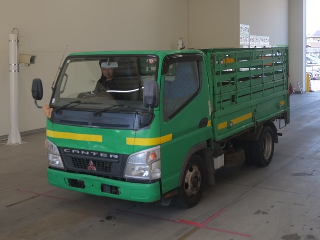MITSUBISHI CANTER 2006
